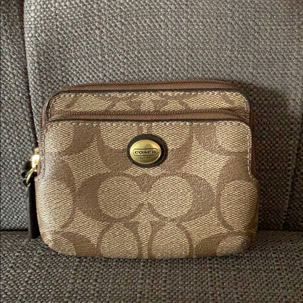 Small Coach leather wallet